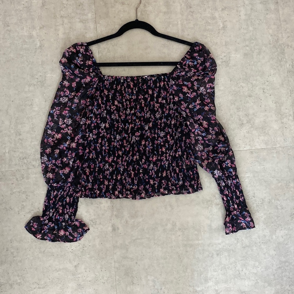 Brand new buddy love top